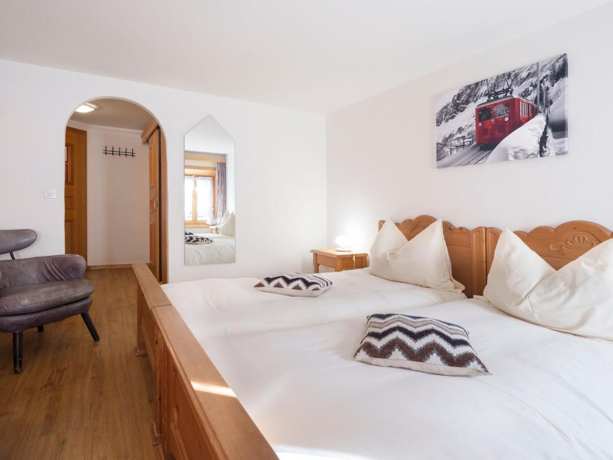 Hotel De Commune Gstaad Exteriör bild