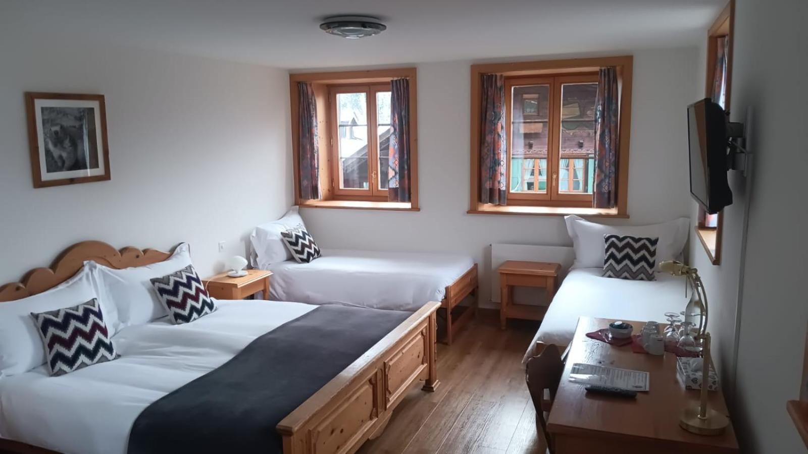 Hotel De Commune Gstaad Exteriör bild